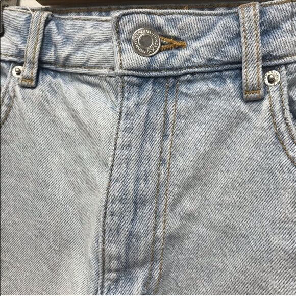 Dynamite Bermuda Shorts - Picture 4 of 5